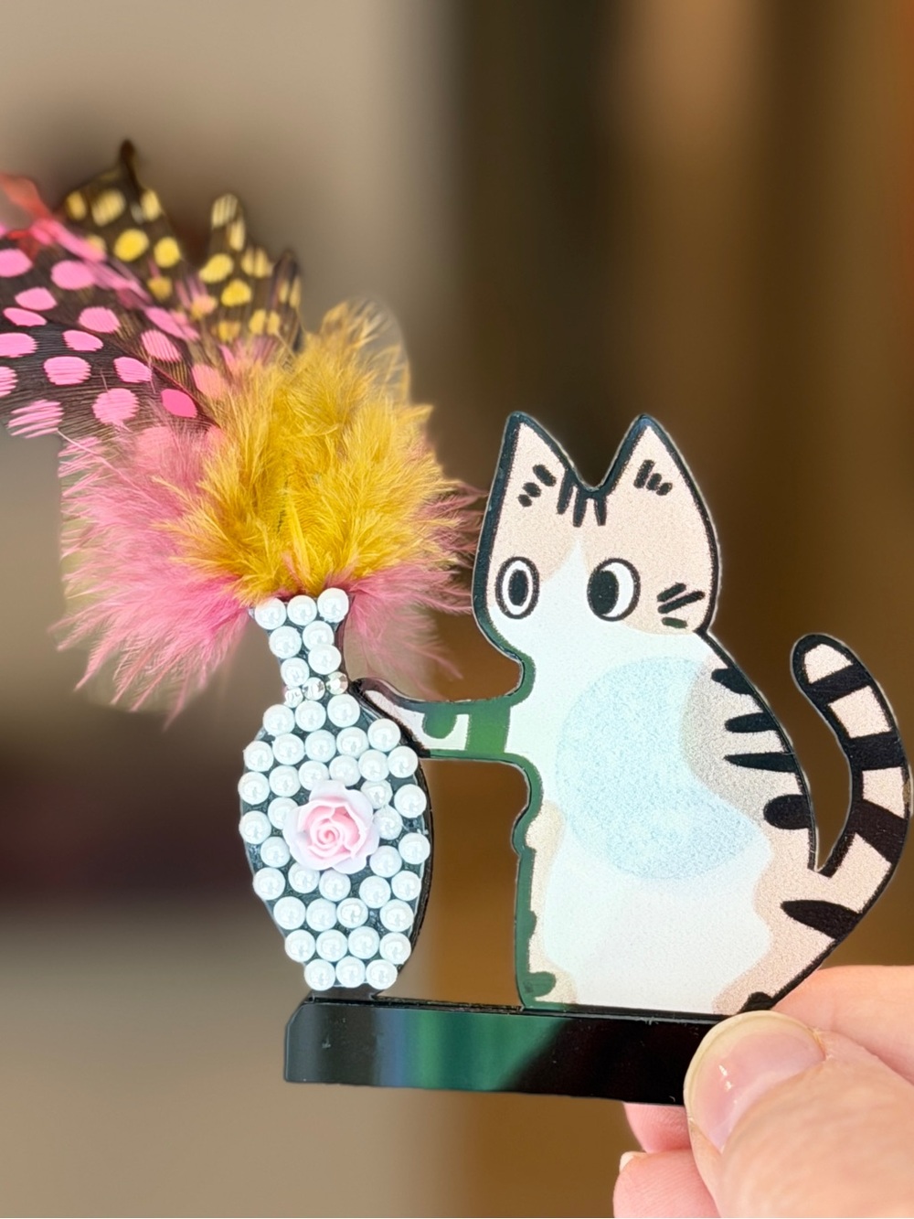 Adorable hand decorated naughty-cat refrigerator magnets - Set of 3 - Picture 10 of 10